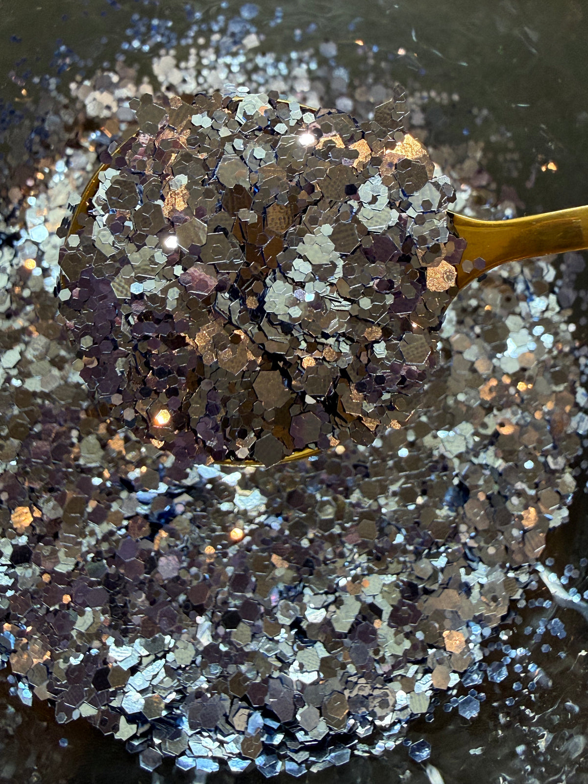 Levi - Chunky Metallic
