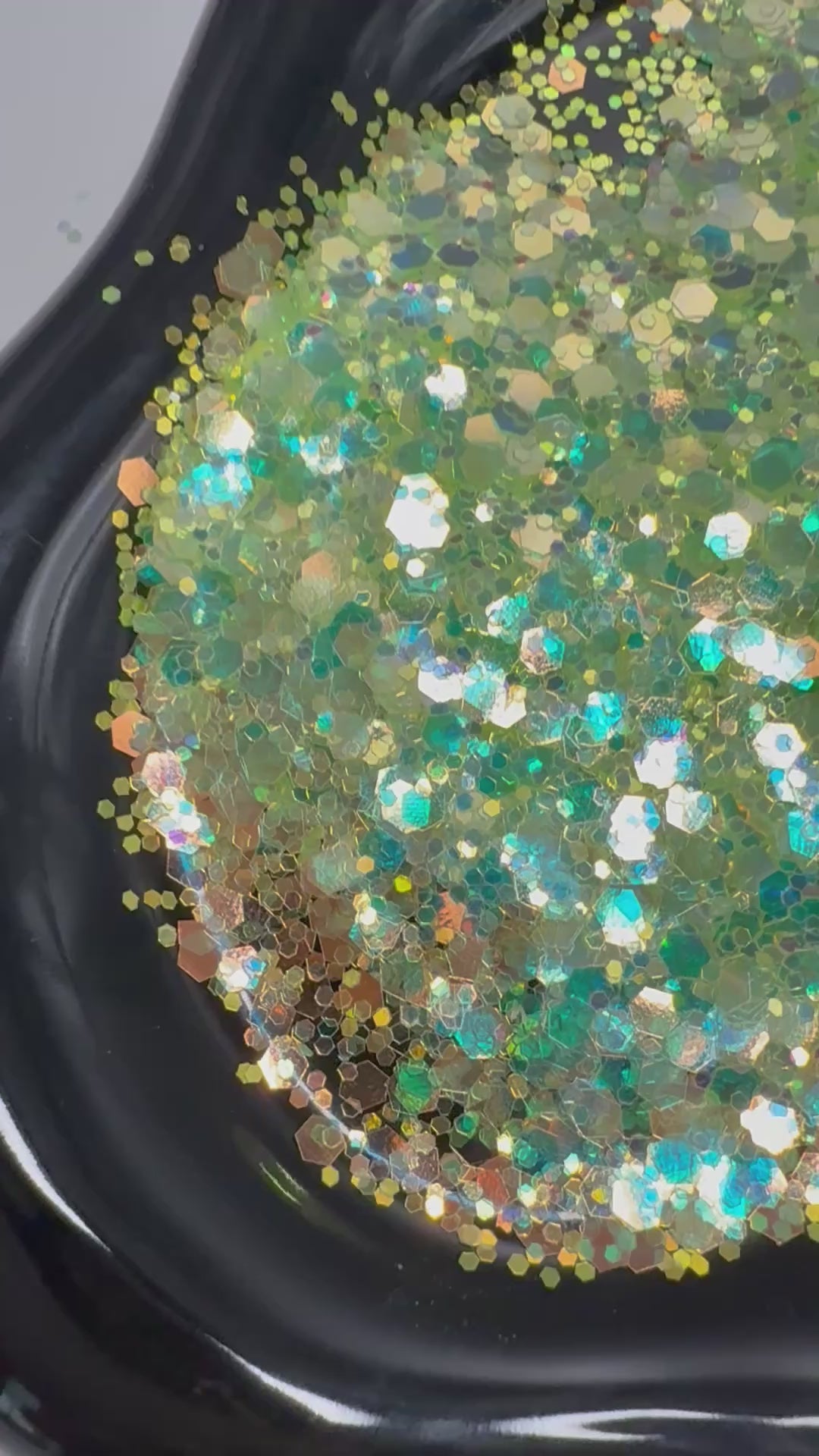Tiana - Chunky Iridescent